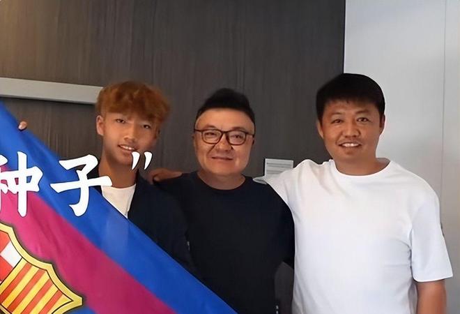 16分大逆转!莫兰特现场观战!杨瀚森被好兄弟隔扣