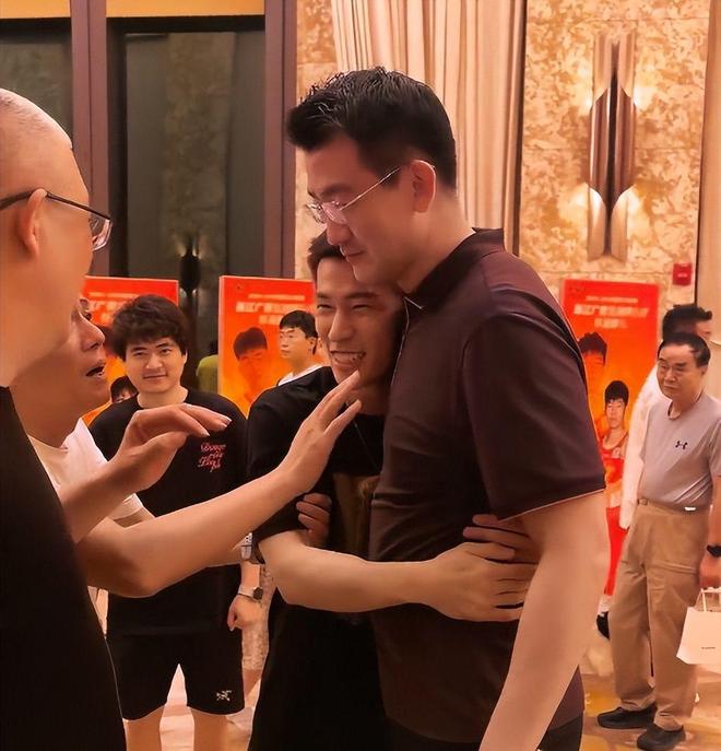 勒布朗还要等多久？消息人士：本周可能没结果