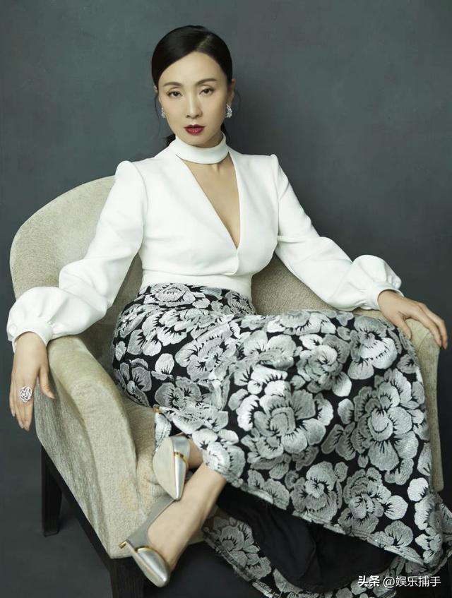 比利时后卫梅切勒：上半场我们踢得有些保守，对抗中输了太多