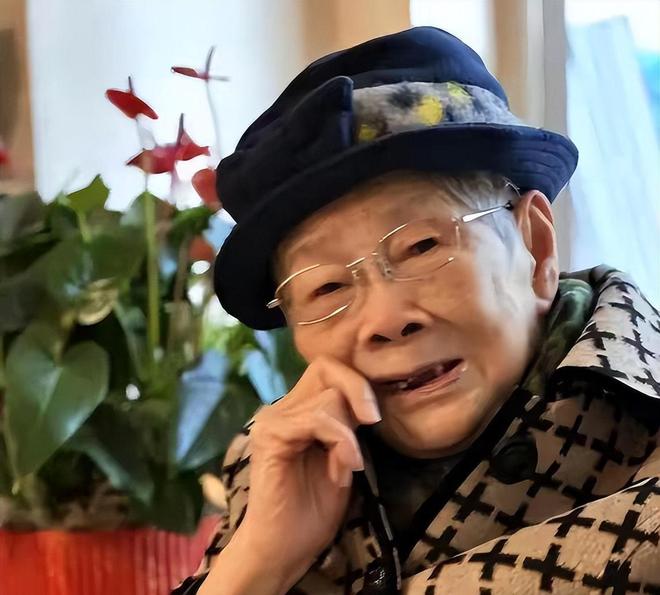 突发重伤!巴萨未来核心凉了!彻底断送回归之路