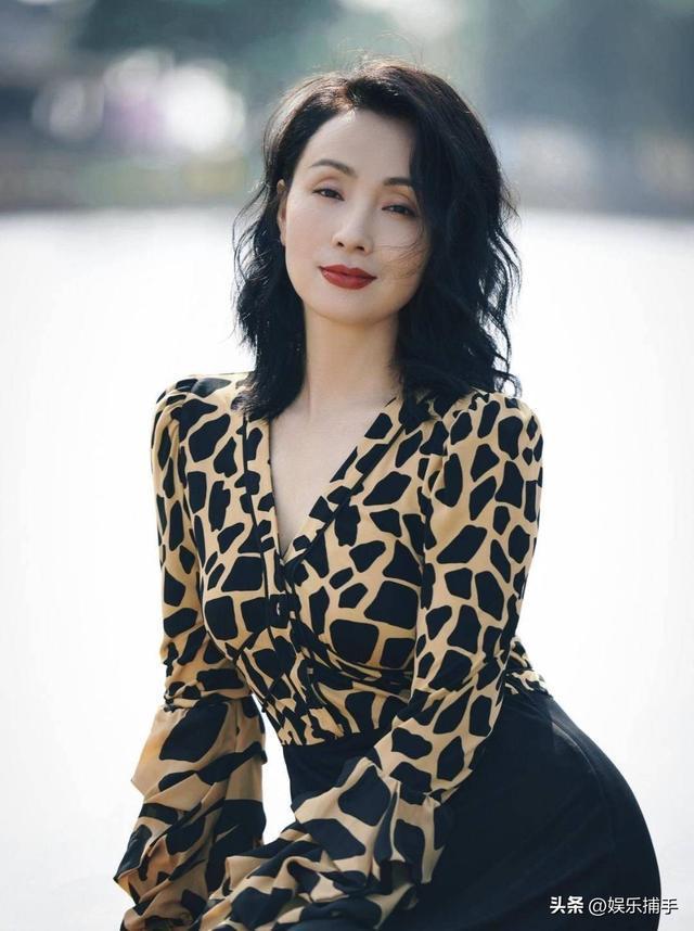 比利时后卫梅切勒：上半场我们踢得有些保守，对抗中输了太多