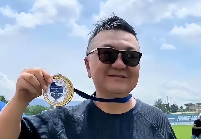布伦特油价飙到132美元，沙特被迫绕道霍尔木兹