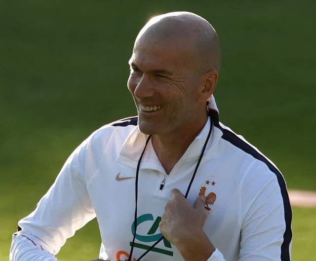 争议！英格兰后卫禁赛2场立即执行 美国前锋缓刑 网友：FIFA双标