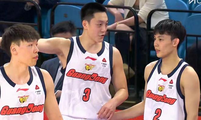 老鹰引援头号目标锁定里夫斯