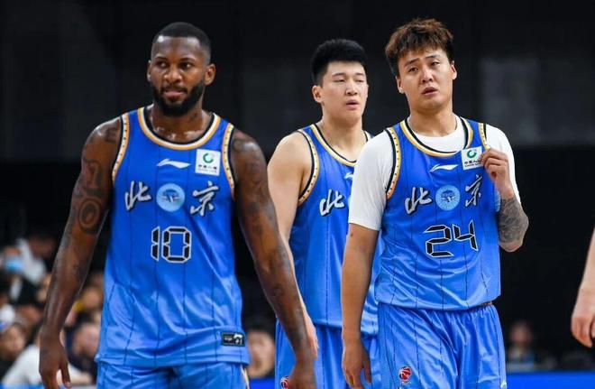老鹰引援头号目标锁定里夫斯