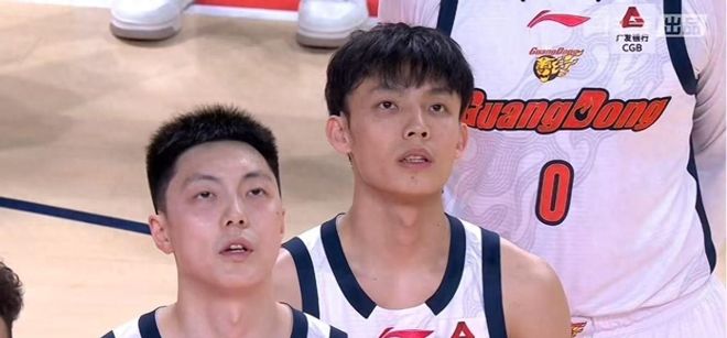 CBA速递！杜峰有意重返中国男篮，四川男篮兜售状元签，杨文学接近加盟山东，霍楠加盟宁波