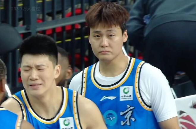老鹰引援头号目标锁定里夫斯