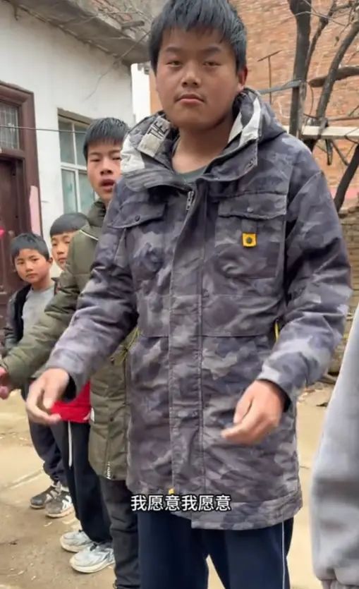 梅努世界杯枯坐板凳沦为笑谈,图赫尔宁用老将也不给机会