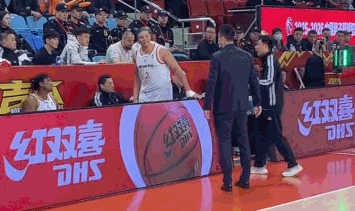 萨拉赫接班人飞了？利物浦砸1亿遭拒，大巴黎一招截胡红军心上人