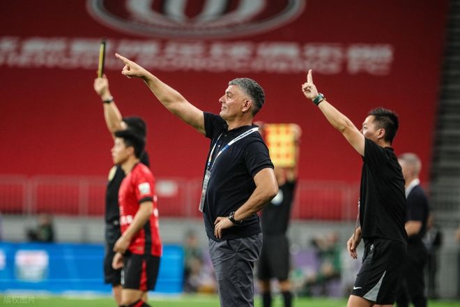 听说“青春”昨夜回来过!