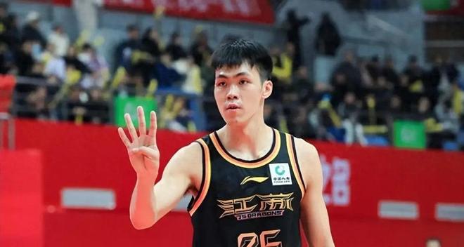 两战输2分被双杀！女篮输球真相藏在3个细节里，宫鲁鸣真没啥办法