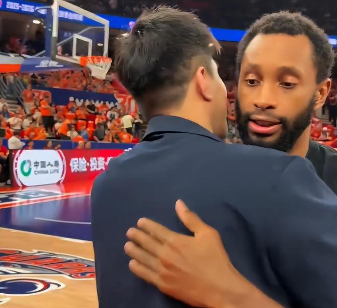 实至名归!布伦森当选ESPY年度最佳NBA运动员:战胜文班SGA约基奇