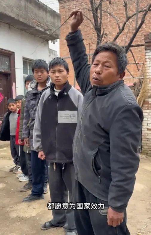 梅努世界杯枯坐板凳沦为笑谈,图赫尔宁用老将也不给机会